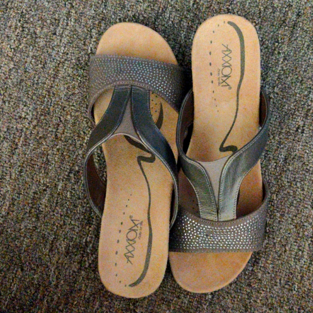 Women's Axxiom Wedge Heeled Sandals 9M Grey/Pewter